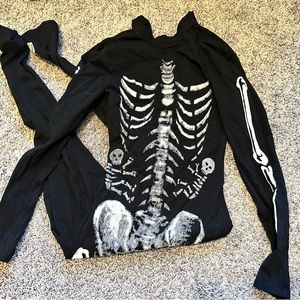 Twin baby Halloween skeleton bodysuit pregnancy announcement